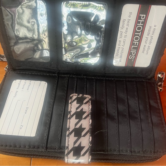 Women’s wallet/ wristlet - Picture 6 of 6